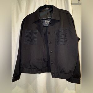 Alezza Paris women’s Black Button-Up Jacket with mesh pockets. Size XL. NWT